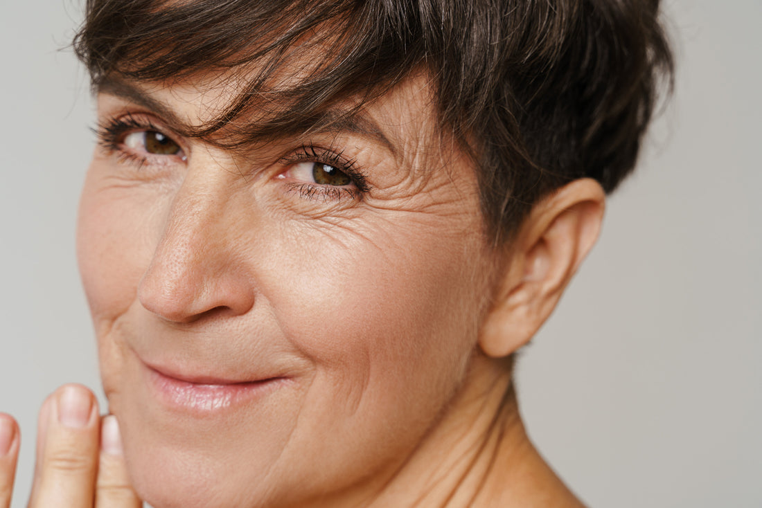 mature-european-woman-smiling-and-looking-at-camer-2023-11-27-05-36-15-utc.jpg